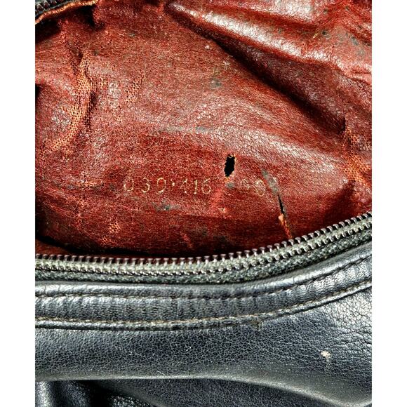 GUCCI VINTAGE ORIGINAL BLACK POCHETTE COSMETIC POUCH MINI HAND BAG (1970-80s) - Picture 13 of 16